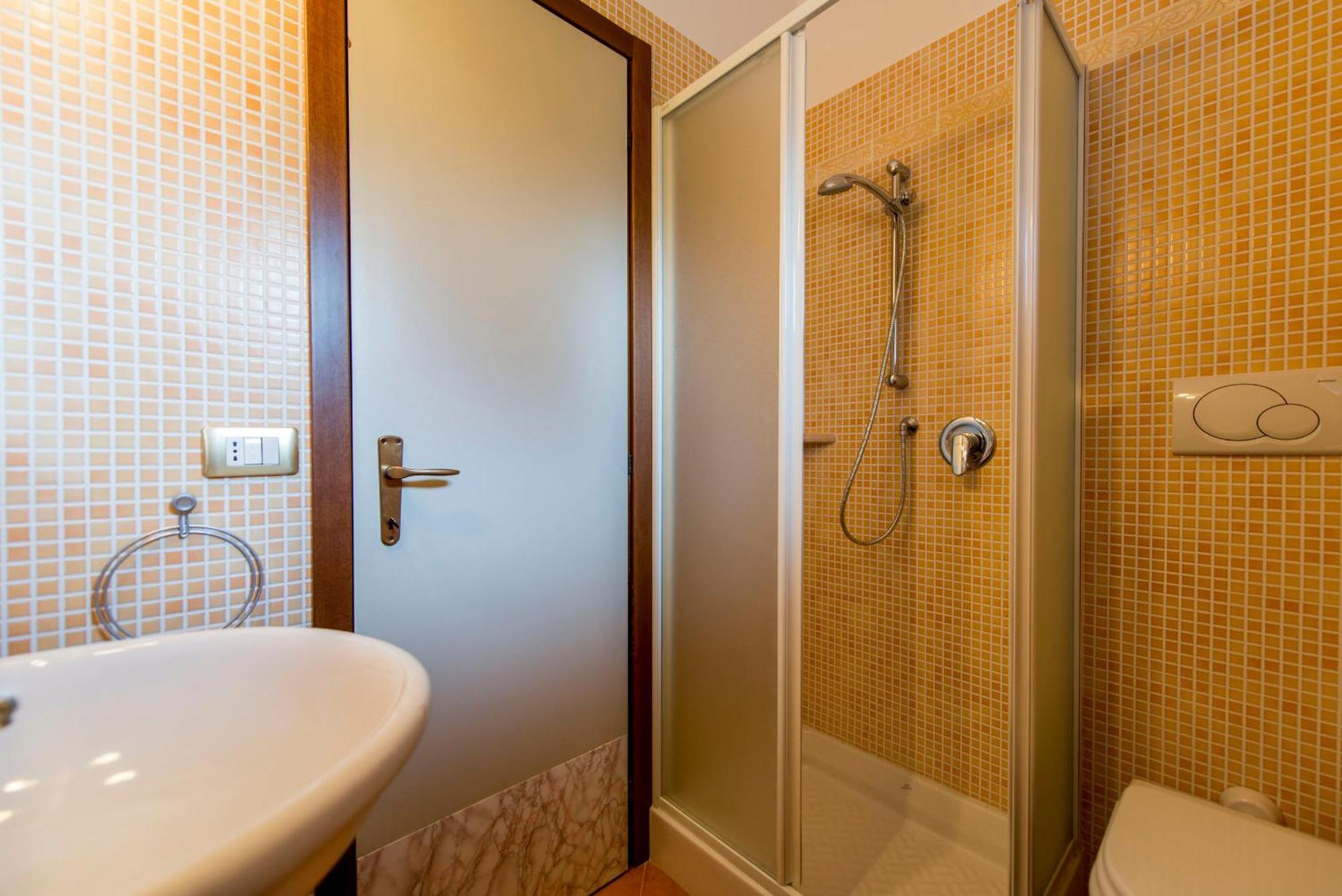 Italianflat - Peschiera Residence Peschiera del Garda Exteriör bild